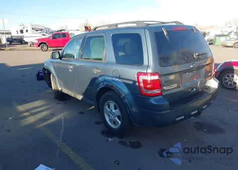 2010 Ford Escape Xlt from USA, damaged, VIN 1FMCU9DG4AKD46051